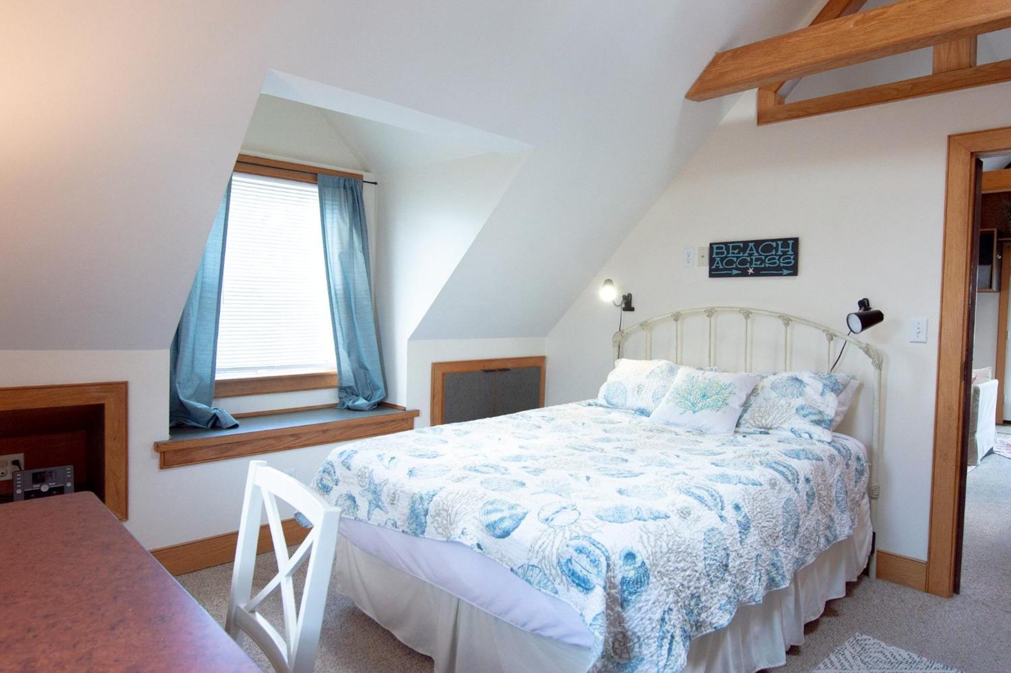 Upstairs 1Br Beach Apartment In The Heart Of The Vibe District 5 Minute Stroll To Beach 1480 Βιρτζίνια Μπιτς Εξωτερικό φωτογραφία