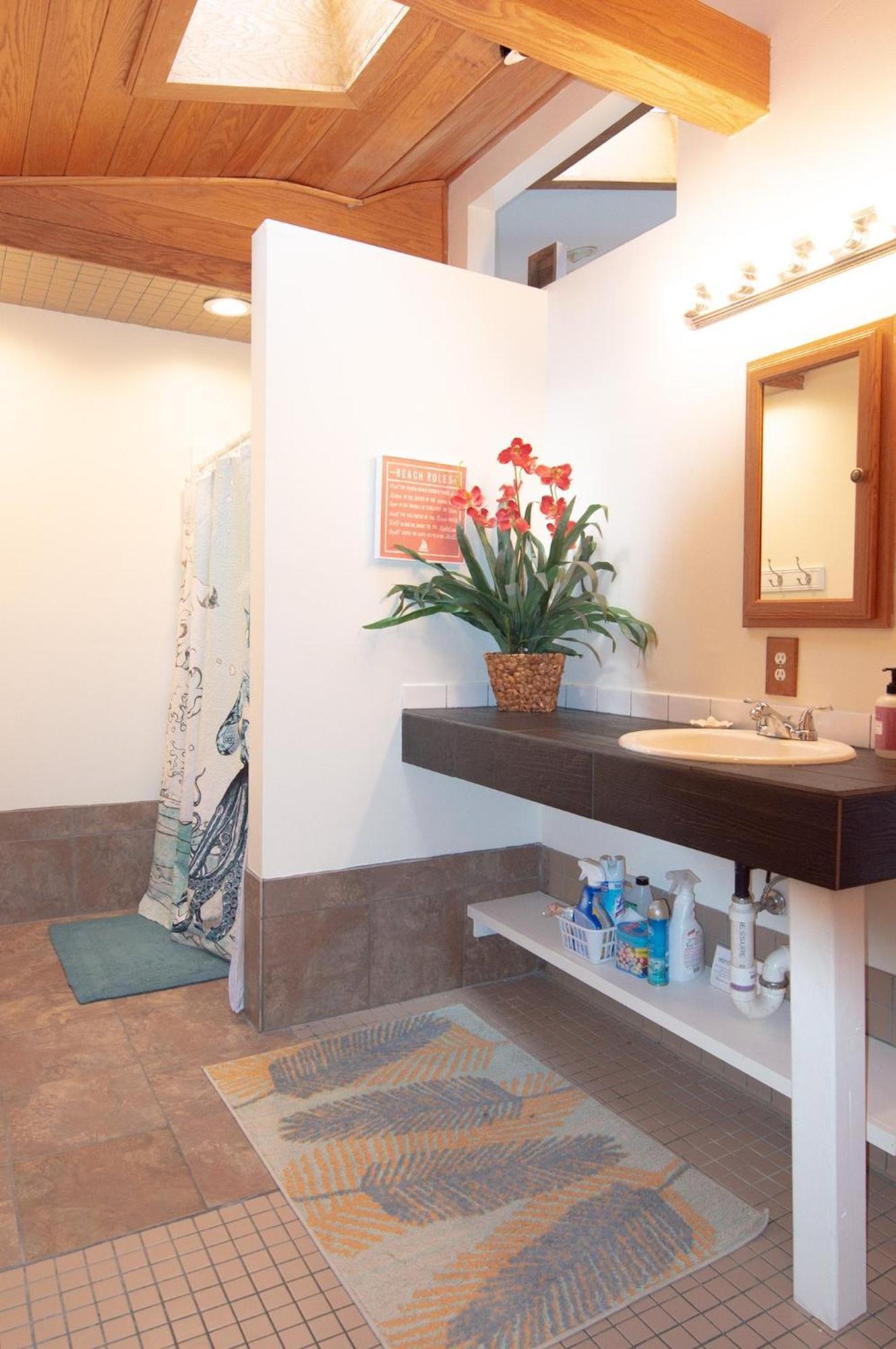 Upstairs 1Br Beach Apartment In The Heart Of The Vibe District 5 Minute Stroll To Beach 1480 Βιρτζίνια Μπιτς Εξωτερικό φωτογραφία